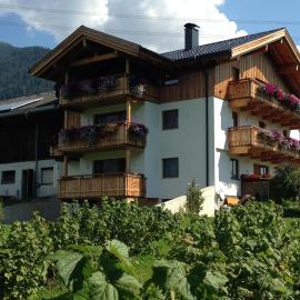 Bucherhof – hotel w mieście Obsteig