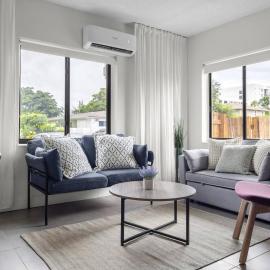 Unit 1 Cozy 1BR Apt with Parking