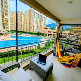 Lindo Moderno Y Central Apartamento con Piscina y Jacuzzi, hotel in Villeta
