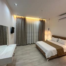Krumë में, होटल Shatri Hotel