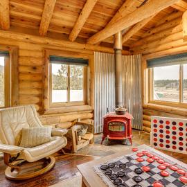 Luxe Angel Fire Cabin w/ Views: Hike & Fish!, hôtel à Angel Fire
