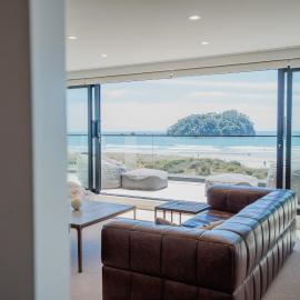 Belle Mer Beachfront Apartments, hotelli kohteessa Mount Maunganui