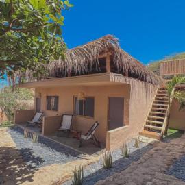 Kinti Beach Mancora, hotel u gradu 'Máncora'