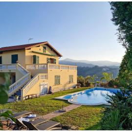 Stunning Home In Camporosso
