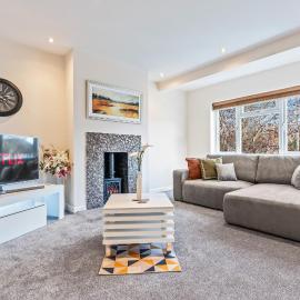 Short and Long Stay 2 Bedroom - Free Parking - Fast WiFi, hotel v destinácii Thames Ditton