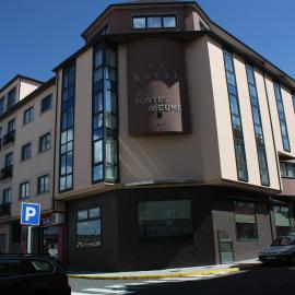 Hotel Pontes do Eume, hotel sa Puentes de García Rodríguez