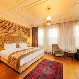 Azade Premier Istanbul Hotel & Steps from Hagia Sophia