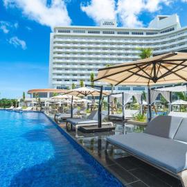 Grand Mercure Okinawa Cape Zanpa Resort, хотел в Йомитан