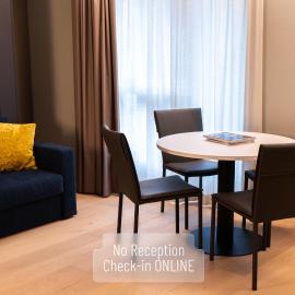 Arbed Living Hotel SELF CHECK IN - Supercharger - Bellinzona, khách sạn ở Bellinzona