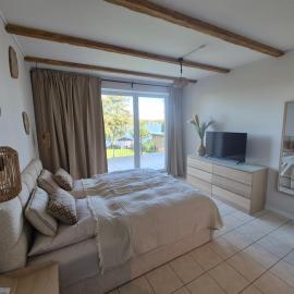 Monteurzimmer 6 mit Seeblick, hotelli kohteessa Zeuthen