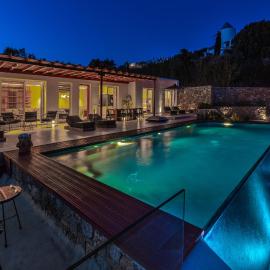 Elit Villa Psarou Heated Pool Jacuzzi, hotel a Psarou