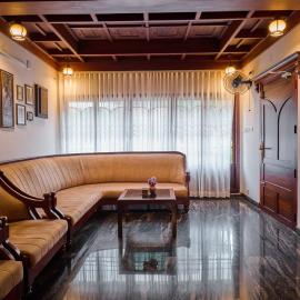 Anjaneyam 4BHK Heritage Villa I Near Marine Drive, hotel u gradu Kočin