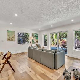 Beautiful 2 BR Apartment - Bright and Spacious