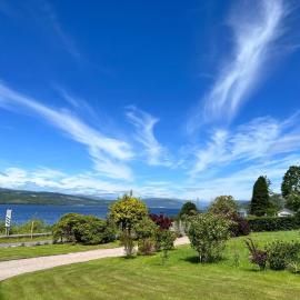 Oaktree Cottage, overlooking Loch Fyne, hotel a Cairndow