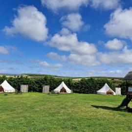 I do glamping penhallow campsite Ltd, hotel en Truro