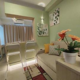 R Cabin - Shore Residences, hotel a Manila