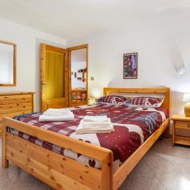 Chalet Mazod, a 5 minuti dagli impianti di sci - Free Wifi, hotel v destinaci Torgnon