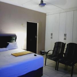 Mhlezi Lodge