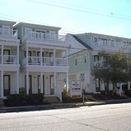 404A The Hilltop House