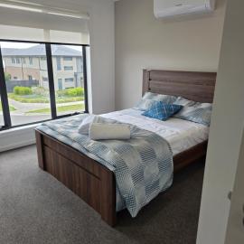 Immaculate and cheap mickleham home, hotel en Mickleham