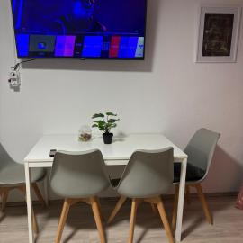 Monteurzimmer, Monteurunterkunft in 20 km von Hanau und 35 km von Frankfurt am main, hotell sihtkohas Florstadt