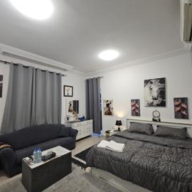 Studio towam hospital 2, hotel a Al Ain