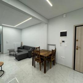 D&L Home, hotel Athénban