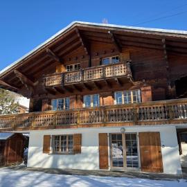 Chalet familial Rose de Noël, hotel di Les Diablerets