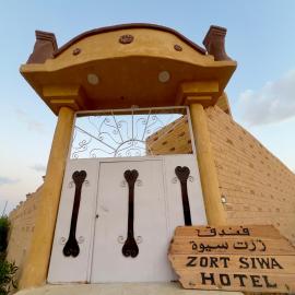 Zort Siwa - زورت سيوه, hotel a Qasr Al Farafirah