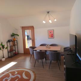 Ferienwohnung Walcher, hotel u gradu 'Stainach'