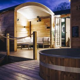 Nestledstays - The Oak, hotel in Walberton