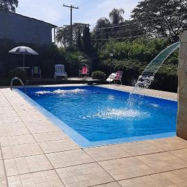 Chácara com piscina entre Itatiba e Bragança