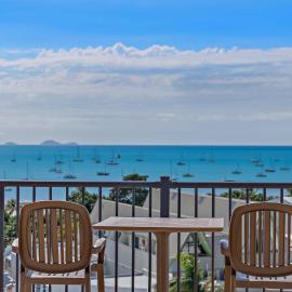OCEAN VIEWS 10
