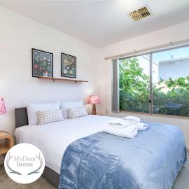 2BR Urban Nest Cosy & Central - Free Parking