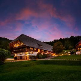 Blumbauernhof, hotel v destinácii Gutach