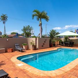 Villa Mirasol Motor Inn, hotel a Bundaberg