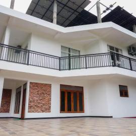 Grand Castellea Resort, hotel sa Doragomuwa