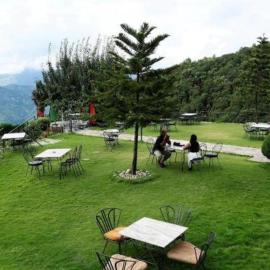 Pataleban Vineyard Resort, hotell sihtkohas Dahachok