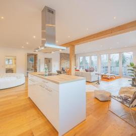 Luxury City Penthouse Villach, hotel in Villach