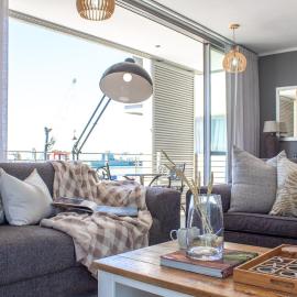 Spacious 2Bed Harbor Haven V&A Waterfront Canals