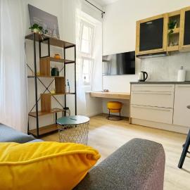 Studio Kopernika 10, хотел в Фромборк