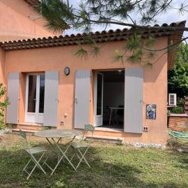 Charmante petite maison provençale, hotel a Grasse