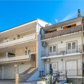 Apartment Livr