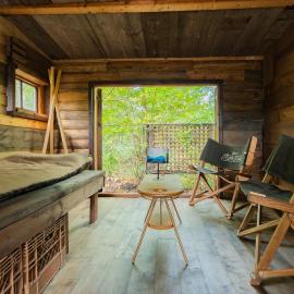 Playhouse Conifer - Vacation STAY 42761v, hotel in Mikage