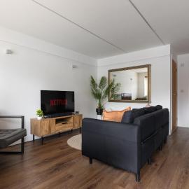 4BR Long Stays with Parking GREAT LOCATION Worthing A24 A27 Links, hotel a Findon