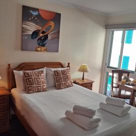 Ribeira Brava Studios - L, hotel in Ribeira Brava