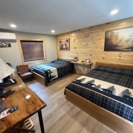 Sleepy Bear Inn, hotel i Spencerport