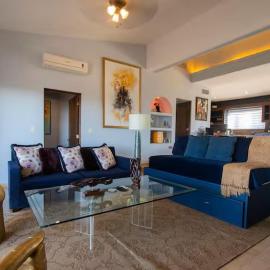 Casa Reyes -All in One, Heated Pool & Beach Access โรงแรมในEl Pueblito