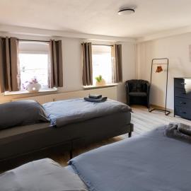 Schiefe Altbauvilla in zentraler Lage, Monteurunterkunft Oldenburg, hotel in Oldenburg