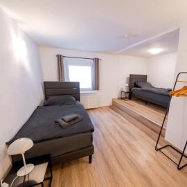 Schiefe Altbauvilla in zentraler Lage, Monteurunterkunft Oldenburg, hotel i Oldenburg